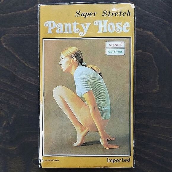 Japanese 70s deadstock sheer black pantyhose - Picture 3 of 7